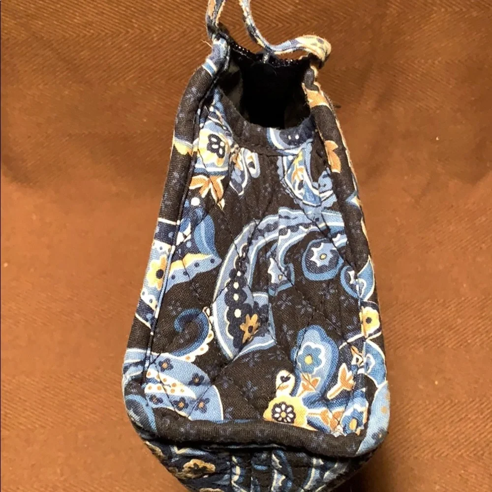 Vera Bradley never used